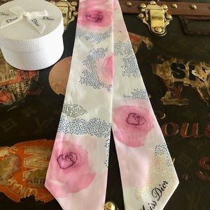 Dior/Miss Dior Twilly scarf